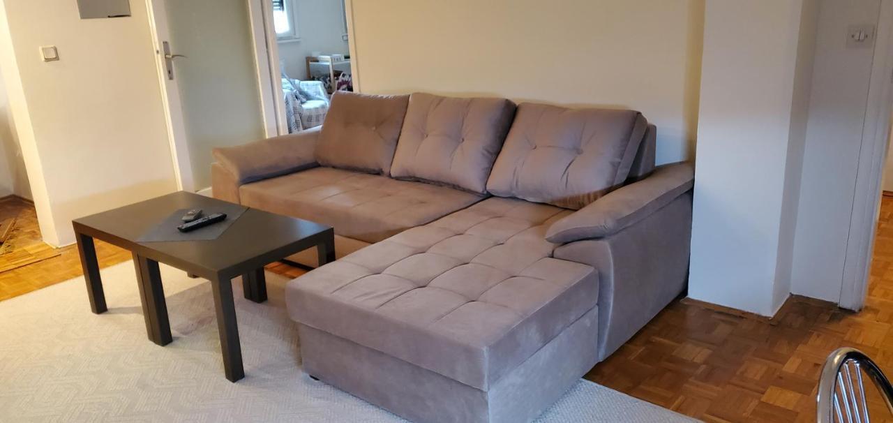Apartment Kleo 투즐라 외부 사진